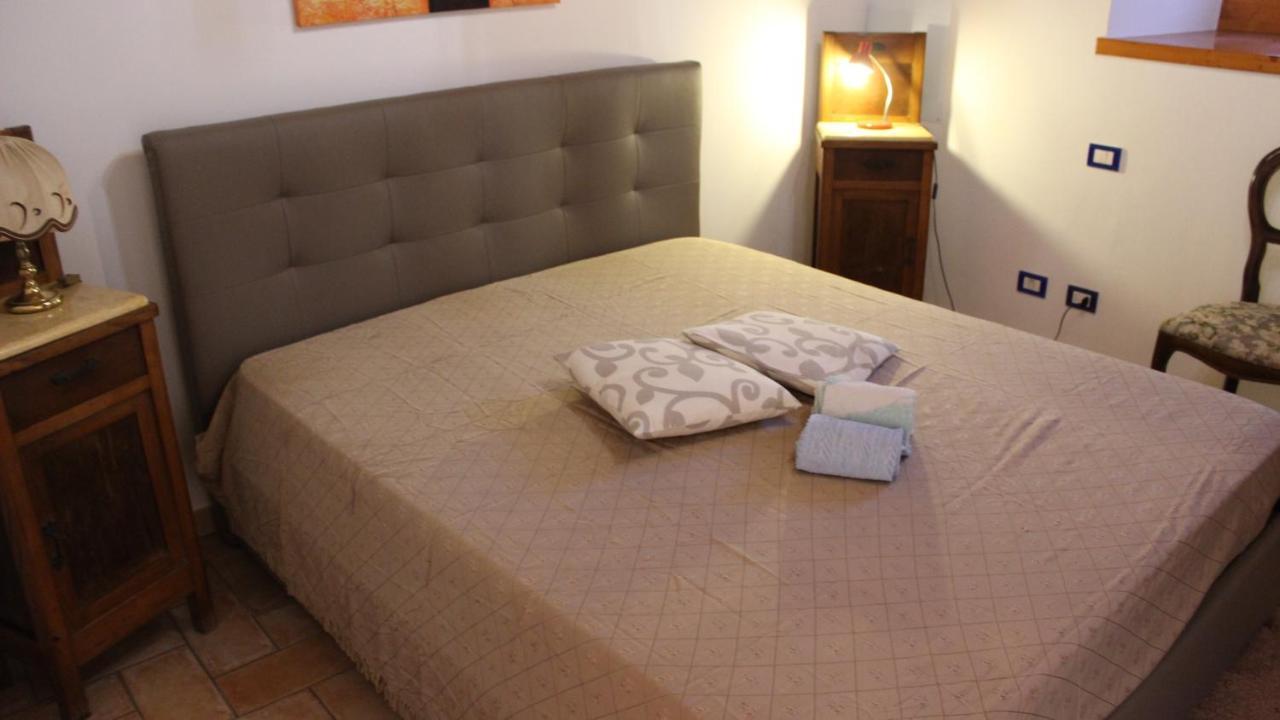 Lovelyflat II Albisano ตอร์รีเดลเบนาโก ภายนอก รูปภาพ